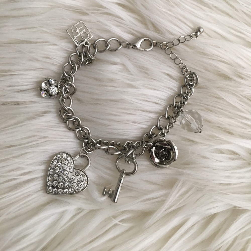 Charm bracelet