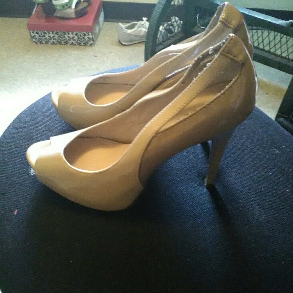 Guess Heels