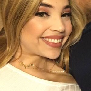 Meet your Posher, Natalie