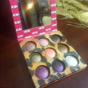 BH Cosmetics Wild Child Baked Eye Shadow Palette