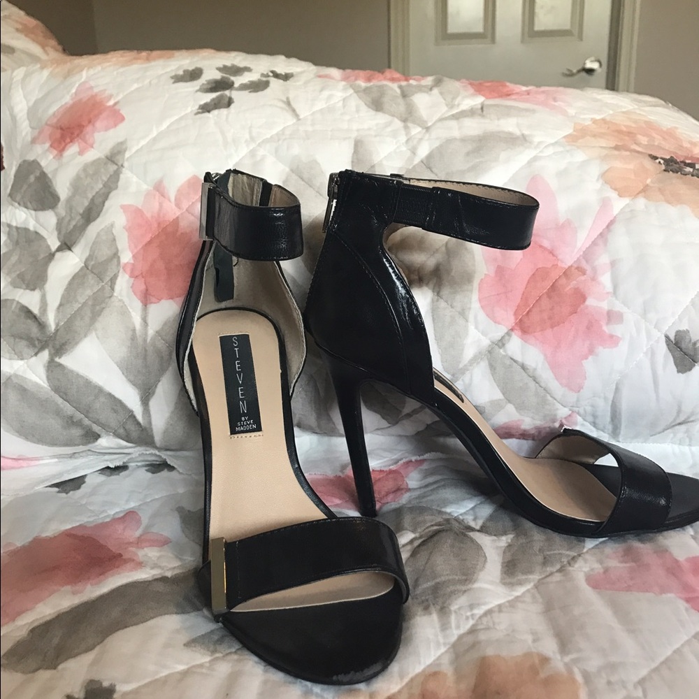 Black Steve Madden Ankle Strap Heels