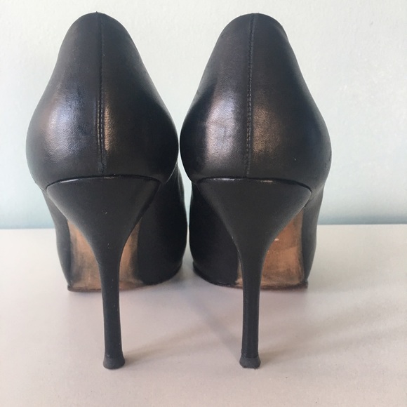Gucci Sofia Black Leather Peep-Toe Pump Heels 8.5 - Picture 4 of 7
