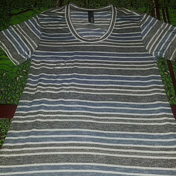 Striped t-shirt dress - Picture 2 of 3