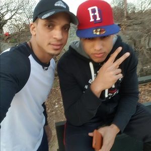 Meet your Posher, Luis