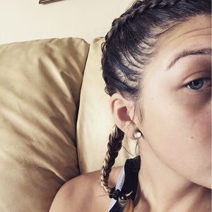 Meet your Posher, Alyssa