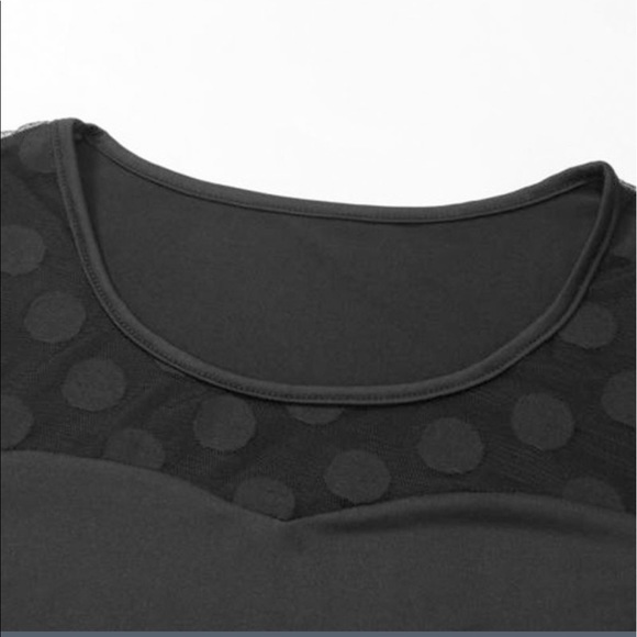 5⭐️ LAST ONE Shear polka dot sleeves & neckline - Picture 6 of 8