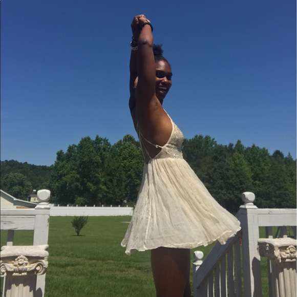 ❌SOLD❌Free People Ivory Beaded Dress Sz 2 - Picture 4 of 8