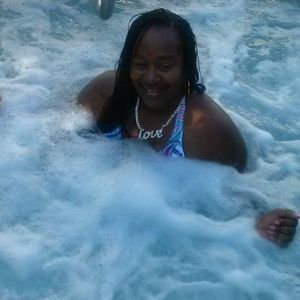 Meet your Posher, Valerie