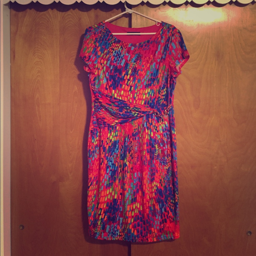 Vibrant and fun Ellen Tracy Dress