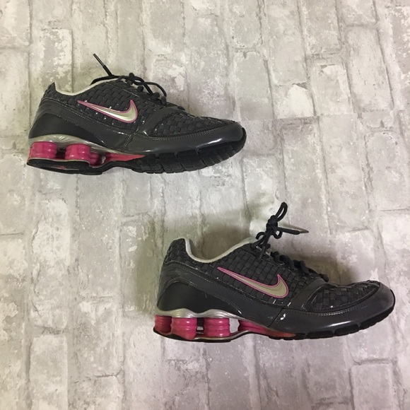 Nike Shoes - Nike - women's shoes