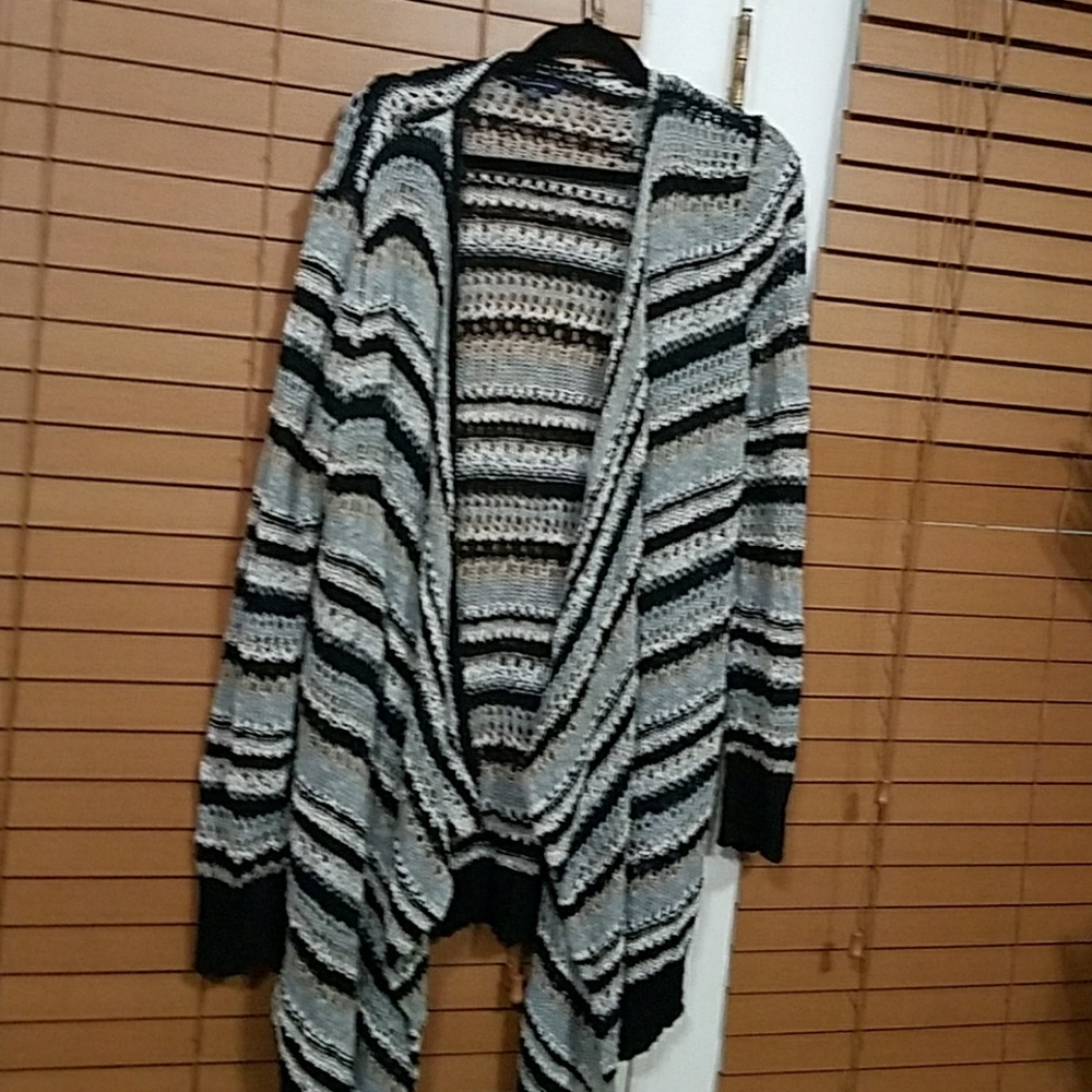 American Eagle Knitted Sweater