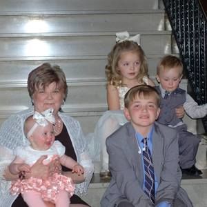 Meet your Posher, Connie