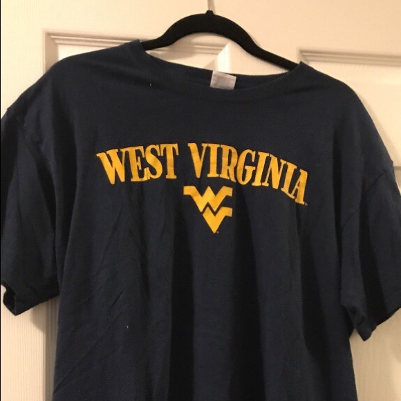 Tops - West Virginia T-shirt!