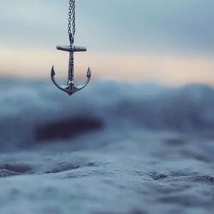 Meet your Posher, Elena bestie