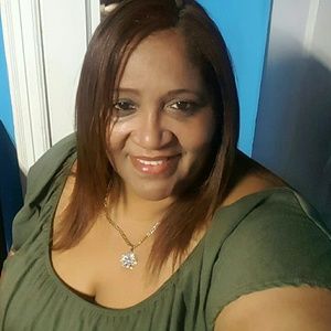 Meet your Posher, Otilia