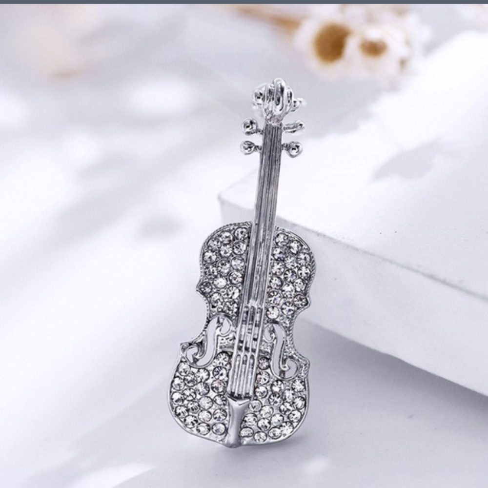 Stunning Vintage-Style Brand New Violin Brooch