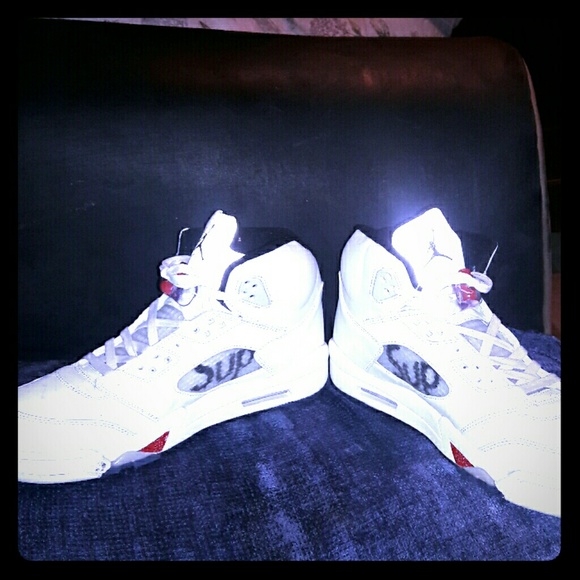 Nike Air Jordan 5 X Supreme - Picture 2 of 4