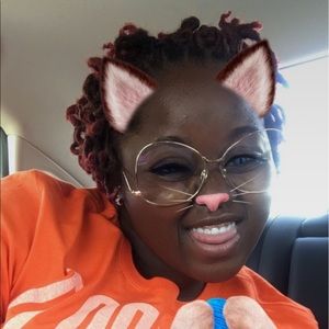 Meet your Posher, Omeisha