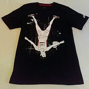 Nike men's V Series running t-shirt size Medium