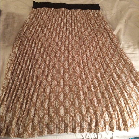 Lula Roe-Jill skirt - Picture 1 of 4