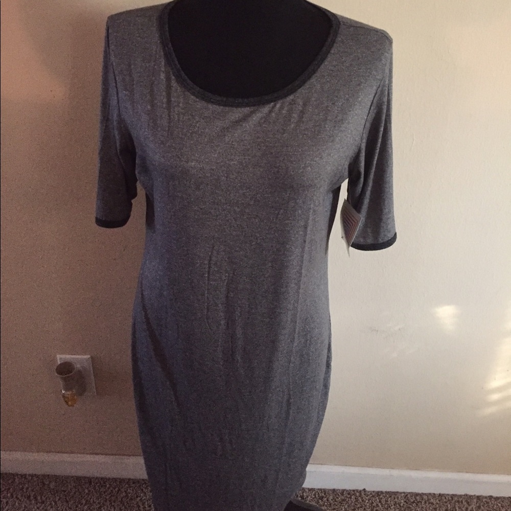😍LULAROE JULIA DRESS😍