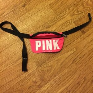VS PINK FANNY PACK IN PINK LIMITED EDITION
