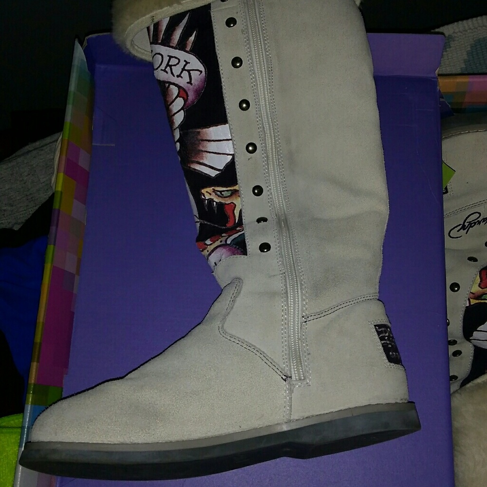 Women's? Ed Hardy Boots