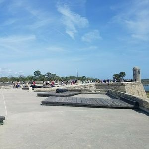 Meet your Posher, Pedro