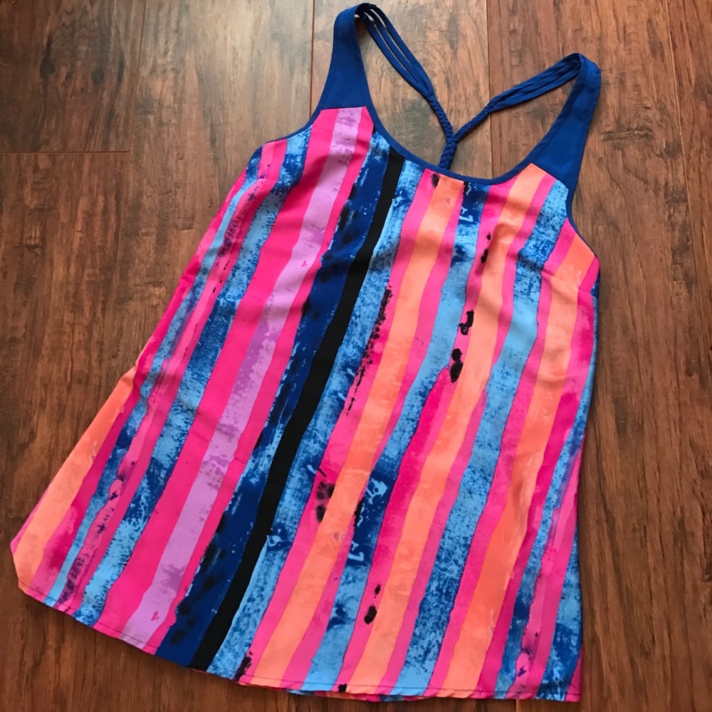 Candies tank - Picture 1 of 3