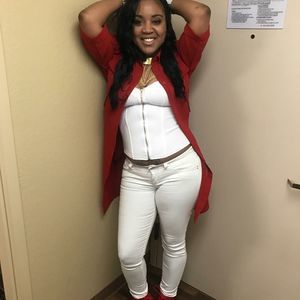 Meet your Posher, Leah