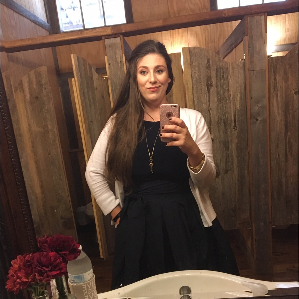 Meet your Posher, Danielle