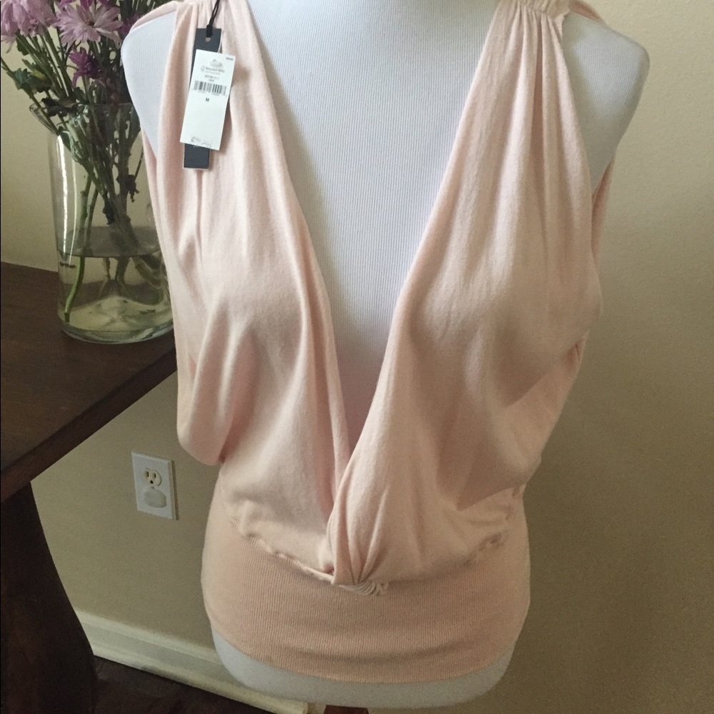 Nwt two way knotted top