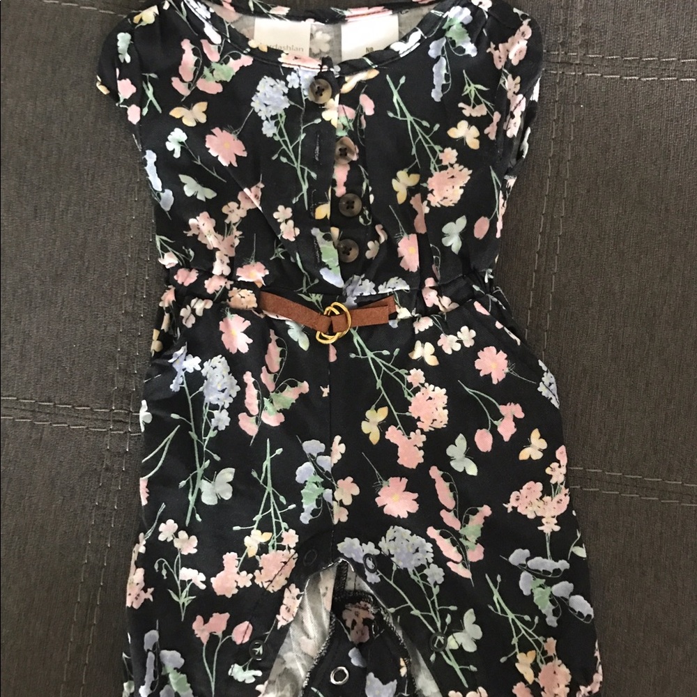 Newborn romper