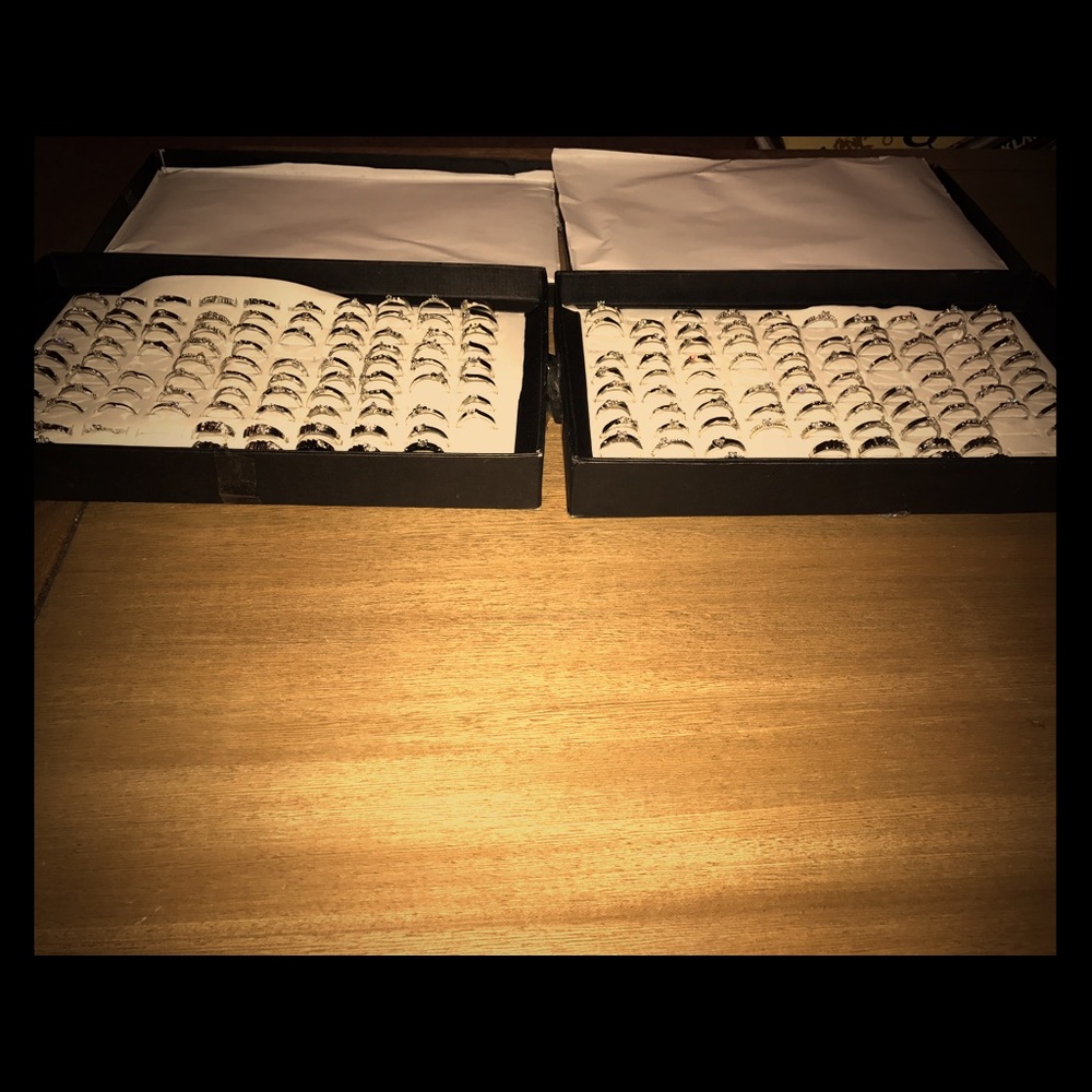 NWT Zironica rings! Over 160 rings.