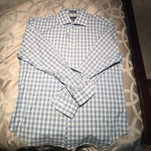 Calibrate trim fit non iron dress shirt.