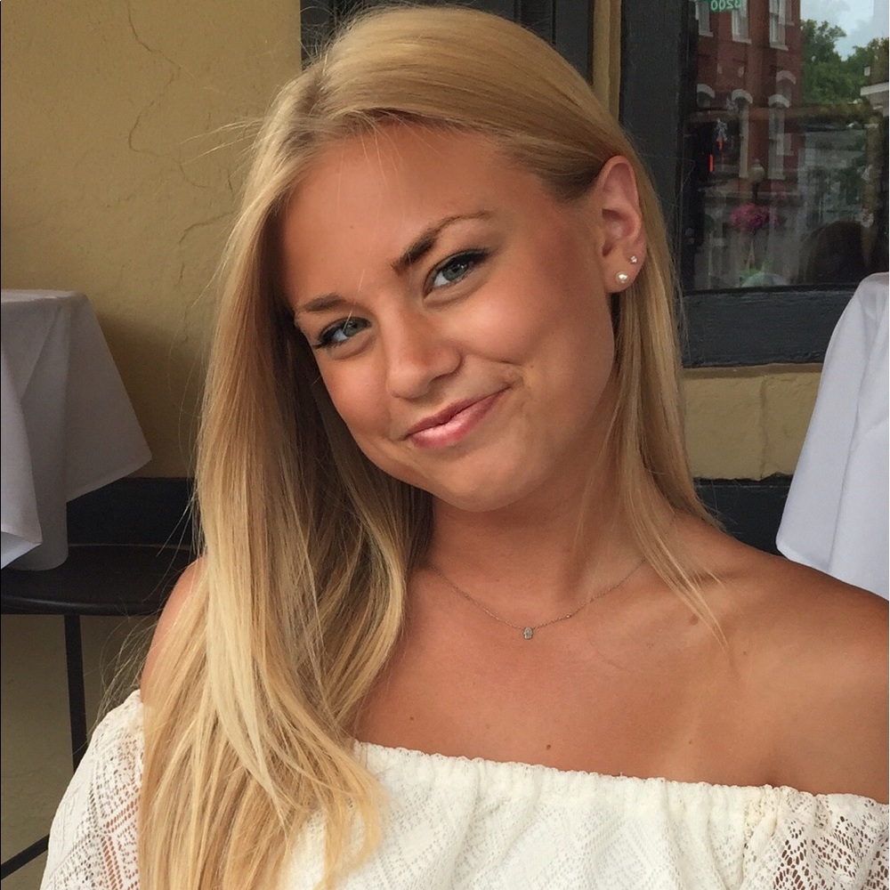 Meet your Posher, Lindsey