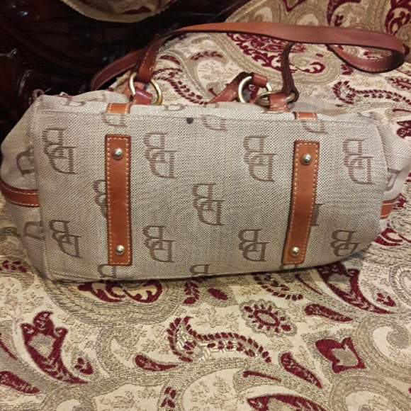 Pre-loved Original Dooney and Burke Casual Handbag - Picture 3 of 3