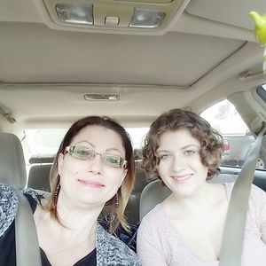 Meet your Posher, Caroline