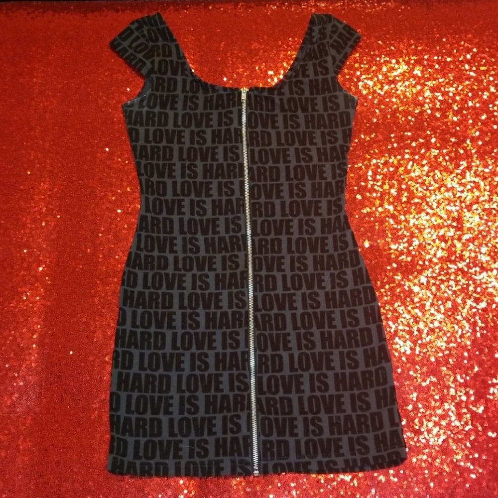 🔴 3 for $15 SALE. Zip up dress