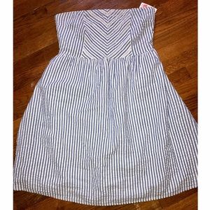 Old Navy white and blue dress