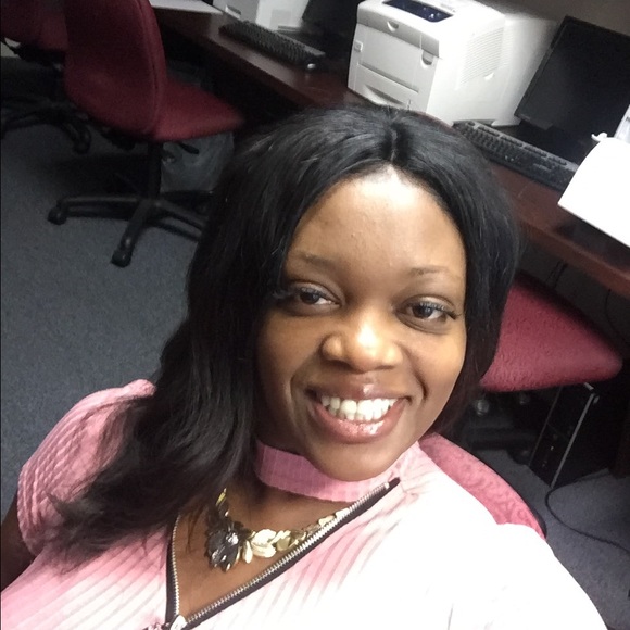 Meet your Posher, Helen - Picture 1 of 1