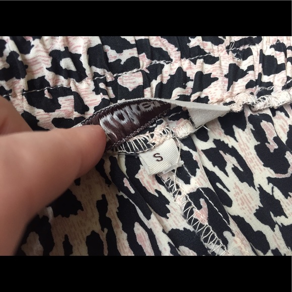 Tucker pink leopard print jogger pant - Picture 4 of 4