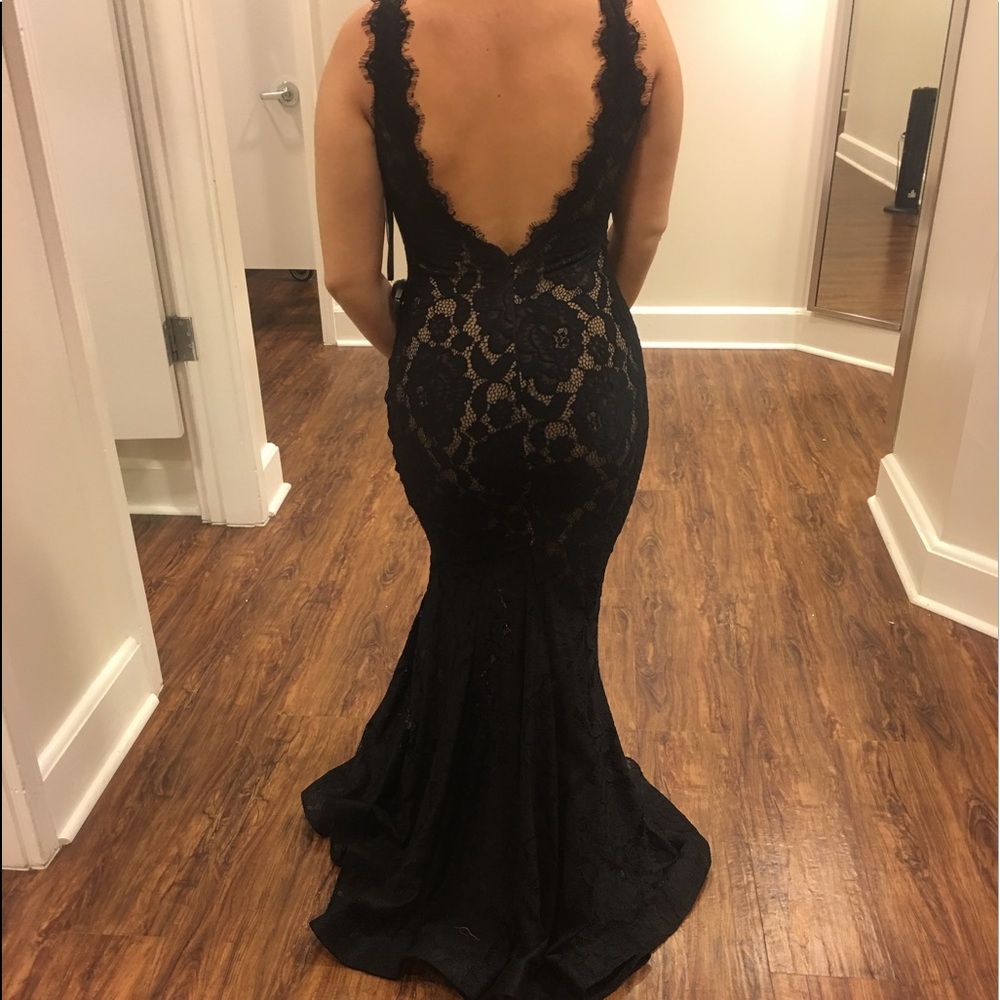 Black lace prom dress ❤️