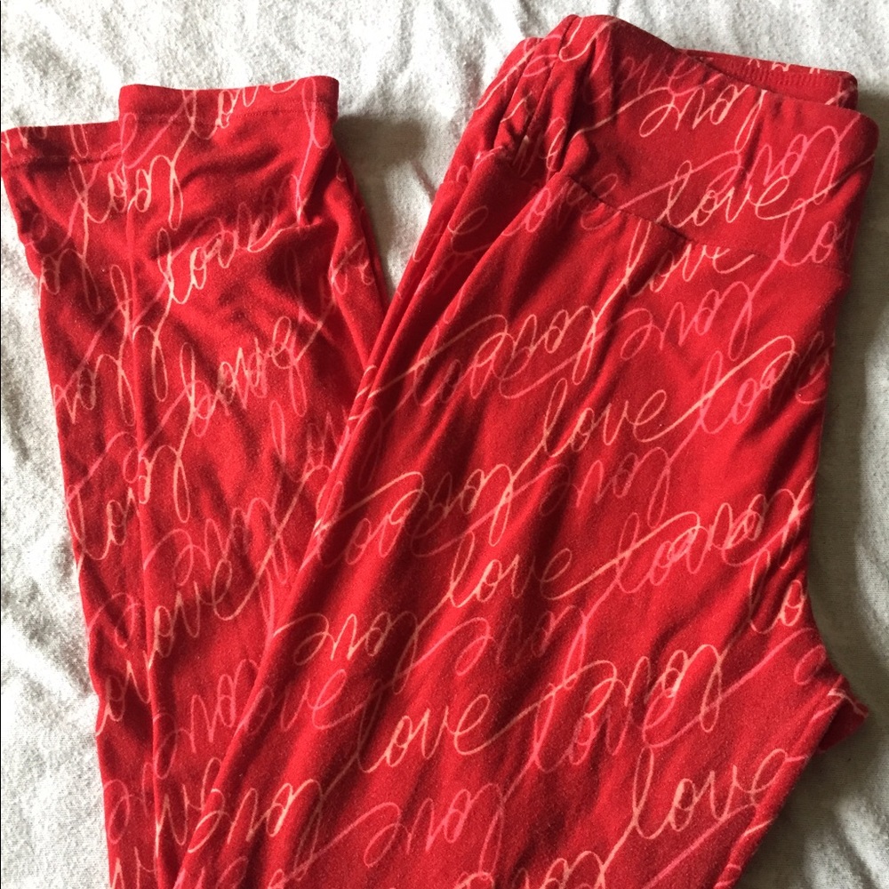 LuLaRoe Valentine's Day leggings - OS