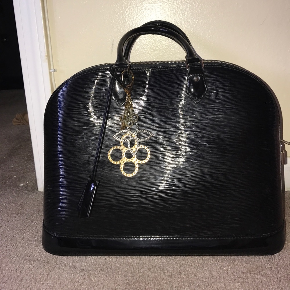 Item sold on different website