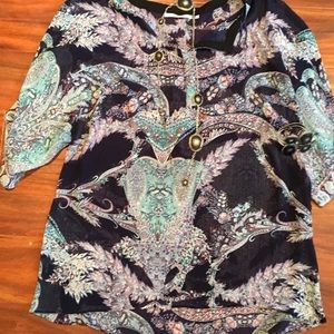 Beautiful printed tunic, size 1X