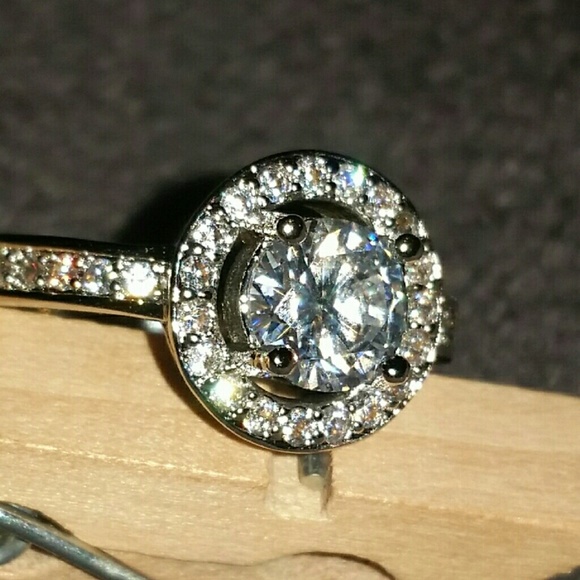 🆕Bella💍NWT, 1ct CZ, S925, Engagement Ring, Sz 7 - Picture 4 of 6