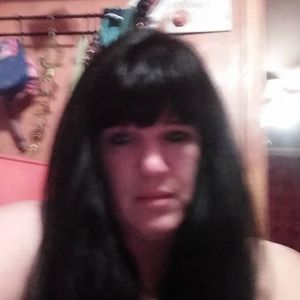 Meet your Posher, Krystal