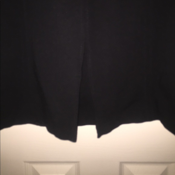 Black dress - Picture 3 of 3