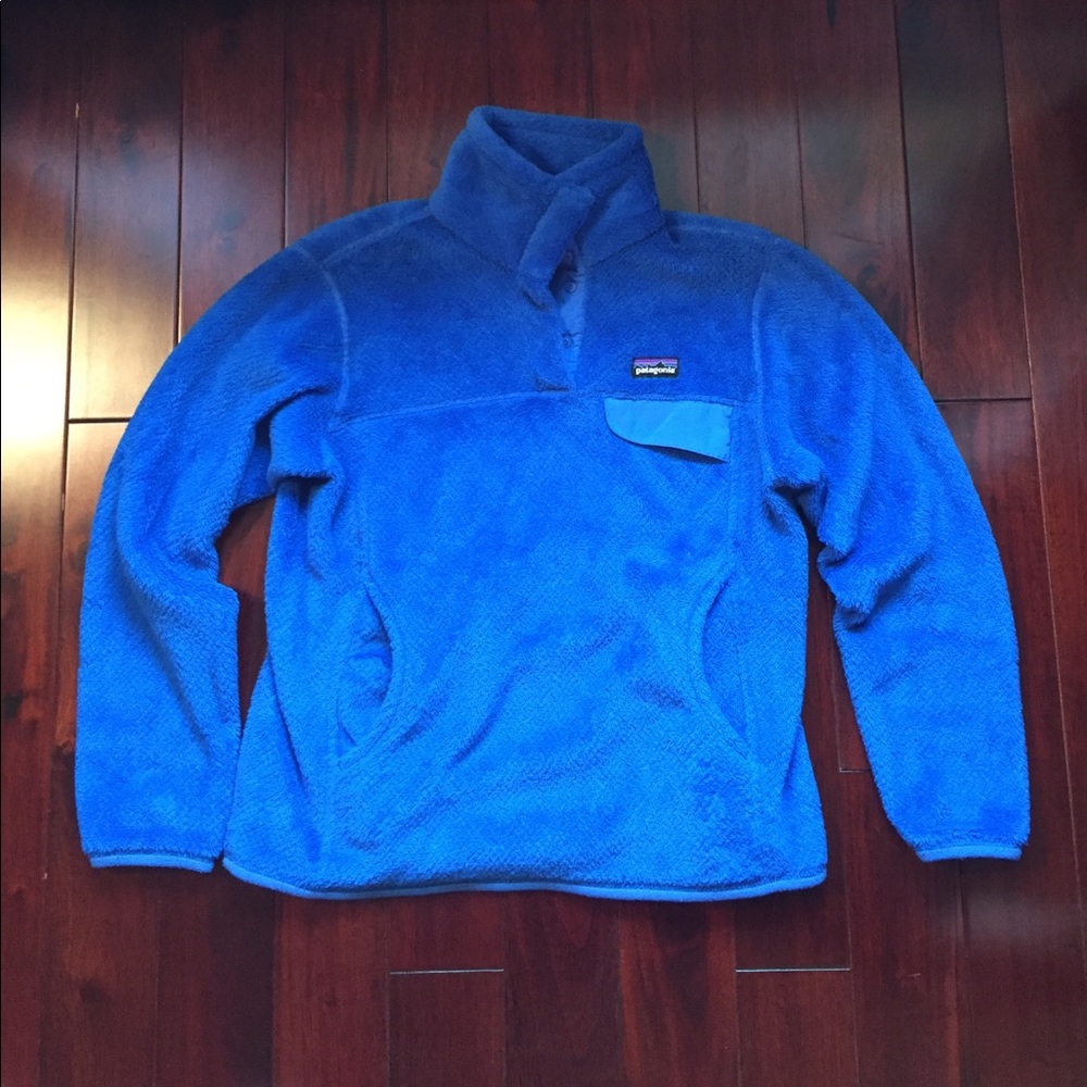 Women's small Patagonia retool snap t. Deep blue.